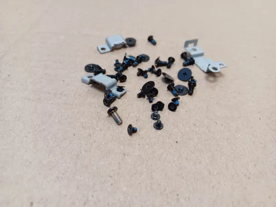 номер1058-6 комплектуюче гвинти  для  Dell Alienware 13 R3  оригінал З аукціону