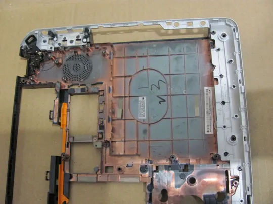 номер0338-1 Кришка дно піддон корпуса 707886-001 для HP Envy M6 M6-1000  нижня кришка Bottom корито нижня частина корпусу оригінал Торговий майданчик