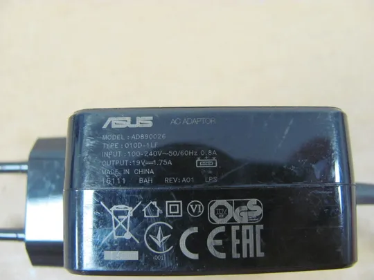 Блок живлення Asus AD890026 33W 19V 1.75A M-plug Можливий ОПТ від 10шт ціна договірна! Продаж
