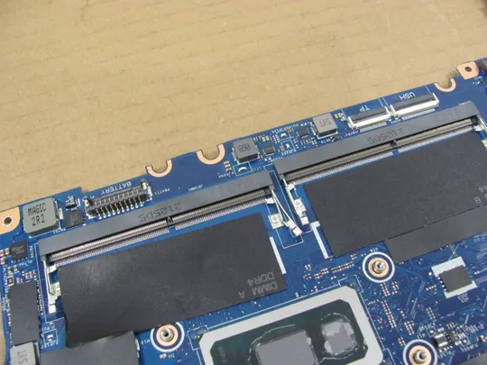 841-10 материнська плата GDF40 LA-K492P  SRGKX i5-10310U для  Dell Latitude 5430  оригінал Характеристики