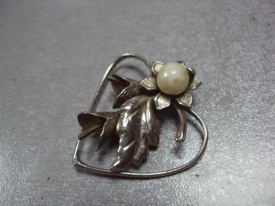 Бижутерия подвеска кулон сердечко сердце цветы каллы мнц длина 3,6 см №11876 З аукціону