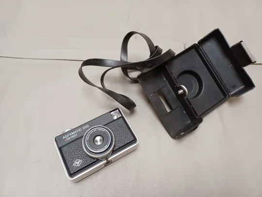 0571 фотоапарат Agfa Agfamatic 200 Sensor НІМЕЧЧИНА Продаж
