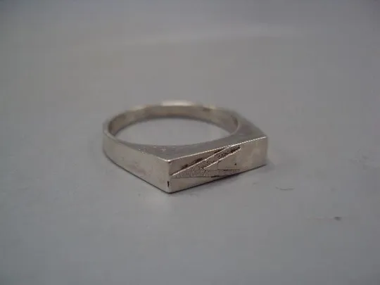 Мужской перстень прямоугольное кольцо печатка прямоугольник серебро Украина 3,84 г размер 20 №15164 Ціна