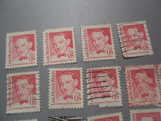 марки США 1986 стандарт великие люди Луис Марин Первый губернатор Пуэрто Рико лот 13 шт гаш №2486 Продаж