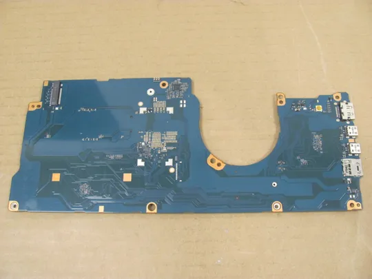 Купити 865-17 материнська плата РОБОЧА FUR3SY1 A4581A SRF9Z i5-8365U  для  Toshiba Dynabook Portege Tecra X40-G оригінал