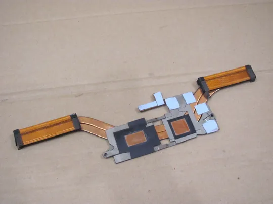 Купити номер0970-10 термотрубка охолодження 0KNH4K AT2FP0010A0 AT2FP0010C0 для Dell  XPS 15 7590 For Precision 5540 M5540  оригінал