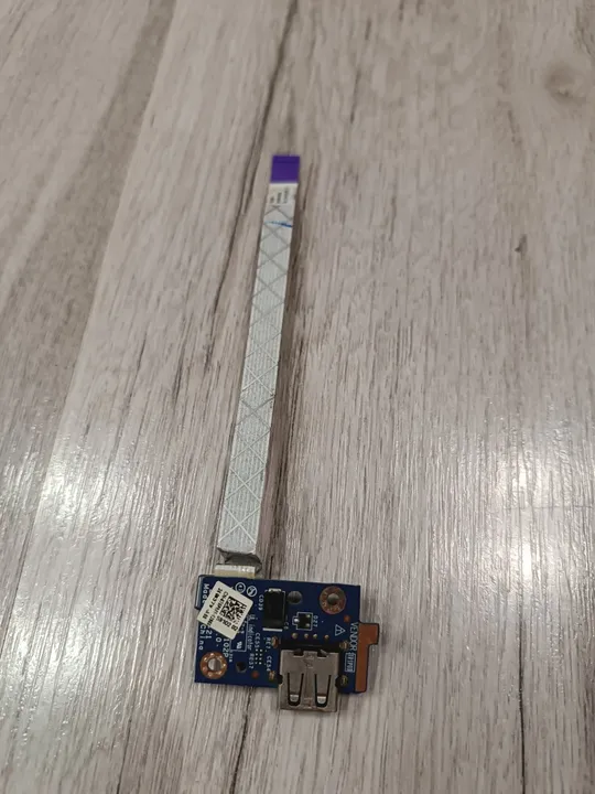 Купити Плата USB з шлейфом для ноутбука Dell Inspiron 15 3521
