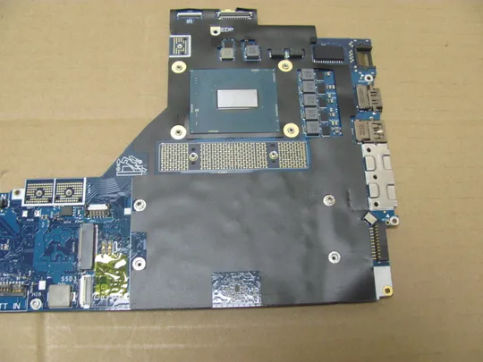номер0978-5 материнська плата Mainboard Материнка Основна плата Системна плата Плата системи Laptop motherboard мамка  ноутбучна плата  HDC50 LA-L882P  i7-12850HX SRLGH для Dell Precision 7670 оригінал З аукціону