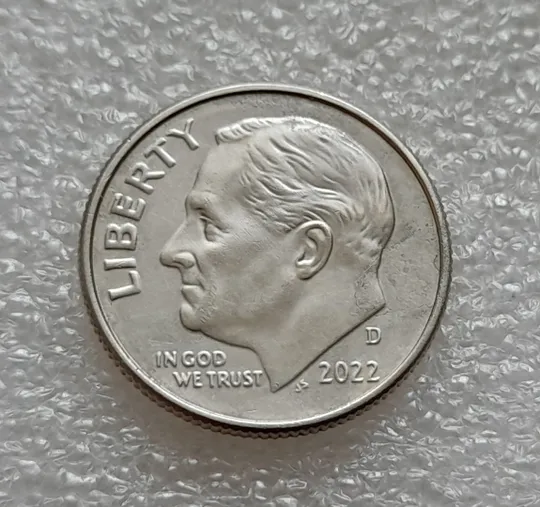 Купити (8158 ря) 1 дайм 2022 D США (10 центів 2022)