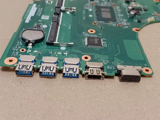 номер1078-7 материнська плата  DAFH9RMB6B0 SR3W0 i3-8130U  для  Fujitsu Lifebook A659  Mainboard Материнка Основна плата Системна плата Плата системи Laptop motherboard мамка ноутбучна плата оригінал Де купити