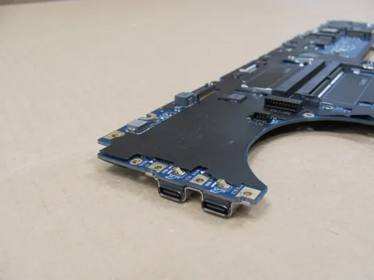 718-8 материнська плата  GDB55 LA-K621P SRKT4 i7-11850H  для Dell Precision  7560  оригінал Продаж