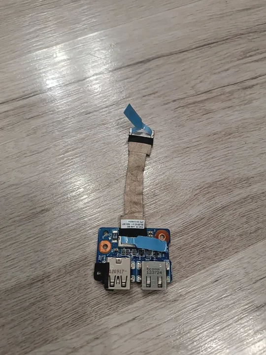 Додаткова USB плата  для ноутбука HP DV6-7000 series Ціна