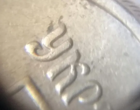 (2433) 10 копійок 2002 здвоєння "УК" в слові "УКРАЇНА" на аверсі - 2 монети одним лотом (10 копеек 2002 брак) Де купити