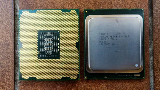 8х ядерный процессор Intel Xeon E5-2660 SR0KK 8C/16HT 2.20-3.00GHz/20M/8.00GT/s 95W LGA2011 Вживане Ціна
