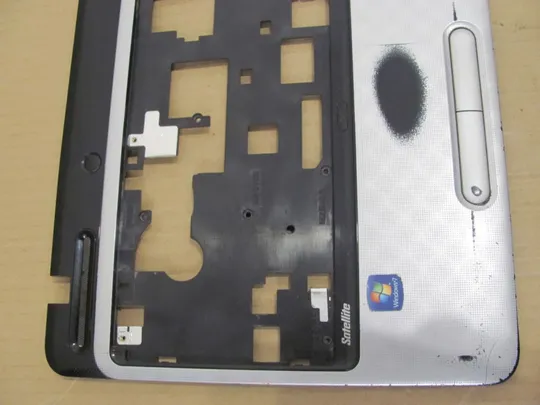 489-15 Кришка панель палмрест тачпад ZYE3BBLBTA0I для Toshiba Satellite L755 L755D L750 L750D оригінал З аукціону