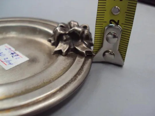 Пепельница блюдце тарелочка с бантиком серебро 800 проба вес 21,71 г диаметр 7,9 см №14308 Де купити