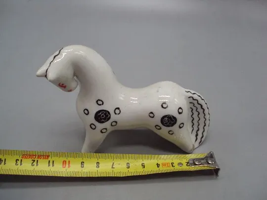 Фигура фарфор статуэтка Киев конь лошадь миниатюра лошадка высота 8 см, длина 12 см №13760 Продаж