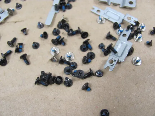 638-4 комплектуюче гвинти для  Dell Latitude E5480 оригінал Продаж