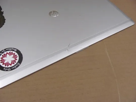 772-4 кришка матриці 6070B0637602 748350-001 для HP Folio 9470m, 9480m оригінал З аукціону