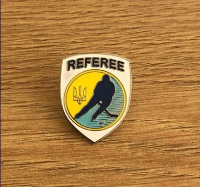 фото, Официальный значок Федерации хоккея Украины - судейский (2вид)