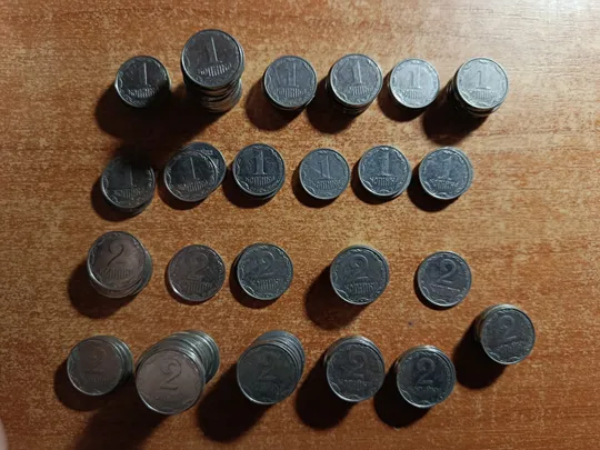 Купити Монети України 1копійка ;2копійки років: 2000,2002,2003,2004,2005,2006,2007,2008,2009,2010,2011,2012