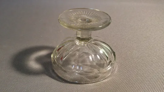 Ваза цукерниця креманка на ніжці міні прозоре радянське скло Вживане Недорого