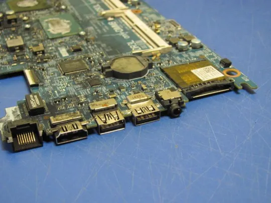 №115-31 материнська плата 0DPX9G KJ7NX для DELL INSPIRON 15 7000 оригінал Продаж