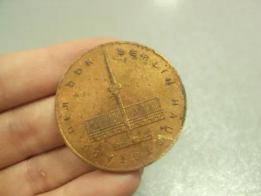 медаль настольная жетон гдр фестиваль 1973 берлин hauptstadt der ddr berlin x festival №8114 З аукціону