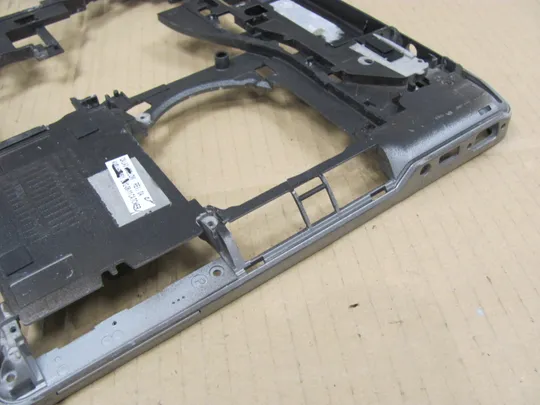 705-15 Кришка (дно, корито, піддон) корпуса 0FGYXK для Dell Latitude E6530 оригінал в Україні