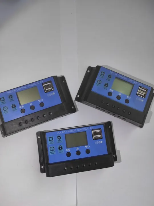 Контроллер заряда солнечных панелей 30 А Ціна