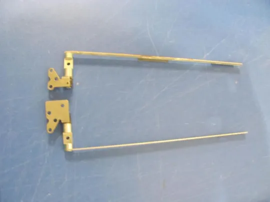 №146-8 кріплення матриці з петлями для FUJITSU LIFEBOOK S751 E752 E781 E782 оригінал З аукціону