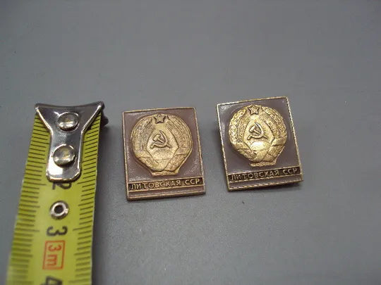 Знак Герб Литовская сср Литва ссср серп и молот лот 2 шт №17520 Ціна