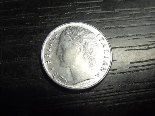 Купити 100 лір Італія 1992 маленька