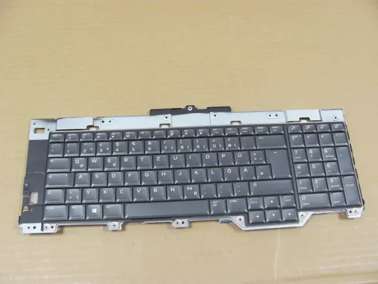 768-2 клавіатура робоча з кріпленням 08YMH1 NBX0002F500 07XWCG 0WYFCV для  Dell Alienware Area 51m R1 R2  оригінал Ціна