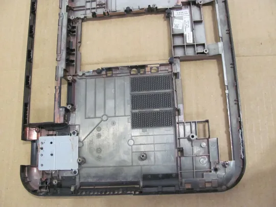 567-2 Кришка дно піддон корпуса 0K1R3M для DELL Inspiron 15R 5520, 7520, 5525 оригінал в Україні