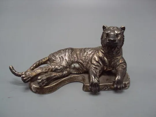 Фигура статуэтка тигр серебро 925 проба Киевский ювелирный завод вес 175,96 г высота 4,5 см №13214 Ціна