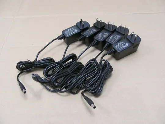 адаптер живлення GOSPELL G0612U-050-200 5V 2A 5,5х2,5 mm  оригінал ЦІКАВИТЬ ОПТ Ціна