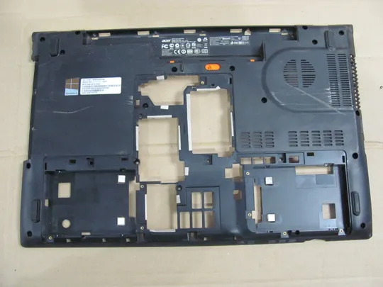 663-7 Кришка дно піддон корпуса 13N0-7NA0411 для Acer Aspire V3-772 V3-772G оригінал Ціна