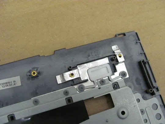 572-8 Кришка панель палмрест та тачпад для Dell VOSTRO 3560 V3560 оригінал Торговий майданчик