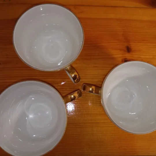 Чашки чайные 3 шт.Мадонна ГДР Kahla Недорого