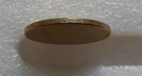 (3719) 1 гривня 2014 попадання стороннього предмету при чеканці (1 гривна 2014 брак раковина) Де купити