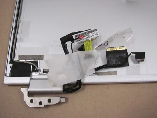 643-5 кришка матриці 6070B1063701  з петлями і шлейфом  для HP ELITEBOOK X360 1030 G2  оригінал Де купити