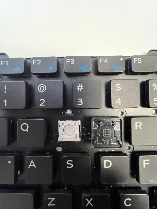 Купити Клавіша Dell E5570