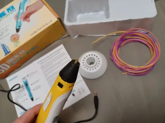 0586С   набір із 3D-ручкою Торговий майданчик