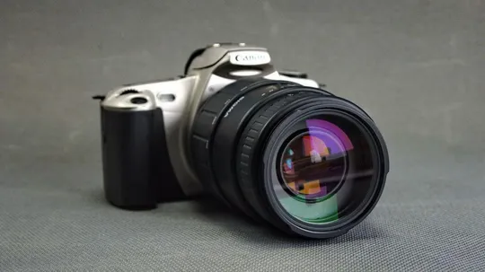 Об'єктив Canon EF телеобъектив Sigma 70-300mm 1:4-5.6 DL Macro MC Ф58mm Japan Вживане З аукціону