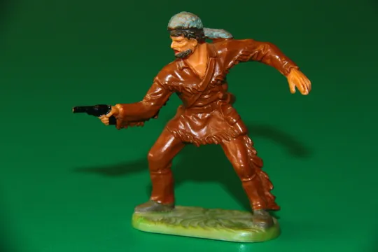 ТРАПЕР З ПІСТОЛЕТОМ № 6969 траппер ELASTOLIN 70мм ФРГ Ціна