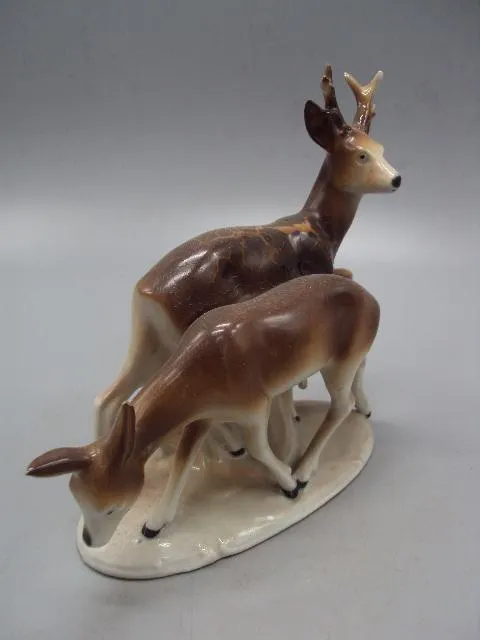 Фигура фарфор статуэтка Германия олени ГДР высота 15 см, длина 16,5 см №14203 З аукціону