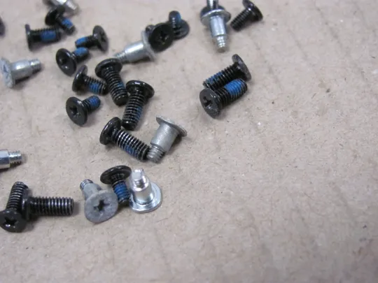 номер0105-22 комплектуюче гвинти  для ASUS N75S N75SF N75SL X7DSF X7DSL N75  оригінал З аукціону