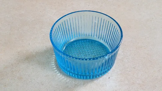 Ваза ємкість цукерниця стара радянська бірюзове блакитне кольорове скло Вживане Ф 12,1 см #3 Ціна