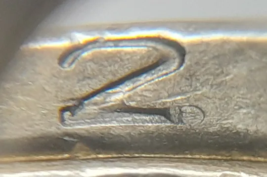 Купити (1895да) 1 гривня 2012 викрошки у '2' слова "2012" на гурті (гурти різні) - 2 монети одним лотом (1 гривна 2012 брак)